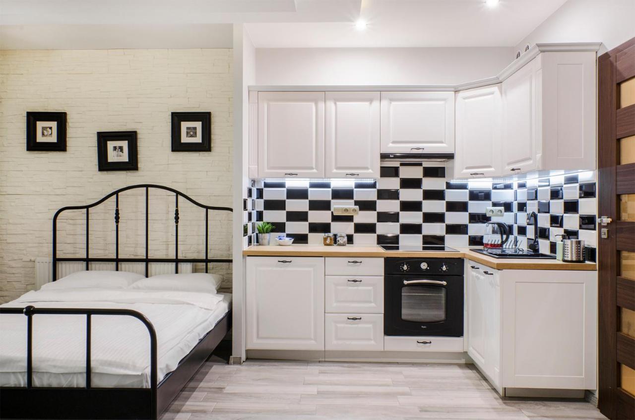Wieckowskiego Apartment Lodź Bagian luar foto