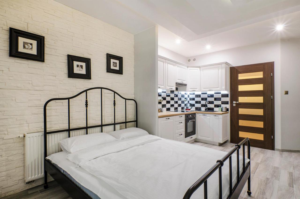 Wieckowskiego Apartment Lodź Bagian luar foto